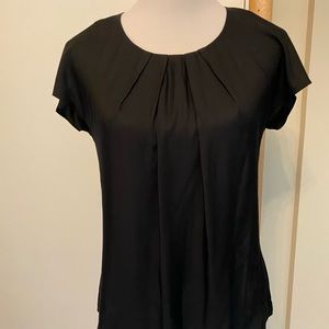 Boden Blouse size 4 Black Cap Sleeve Pleated Details
